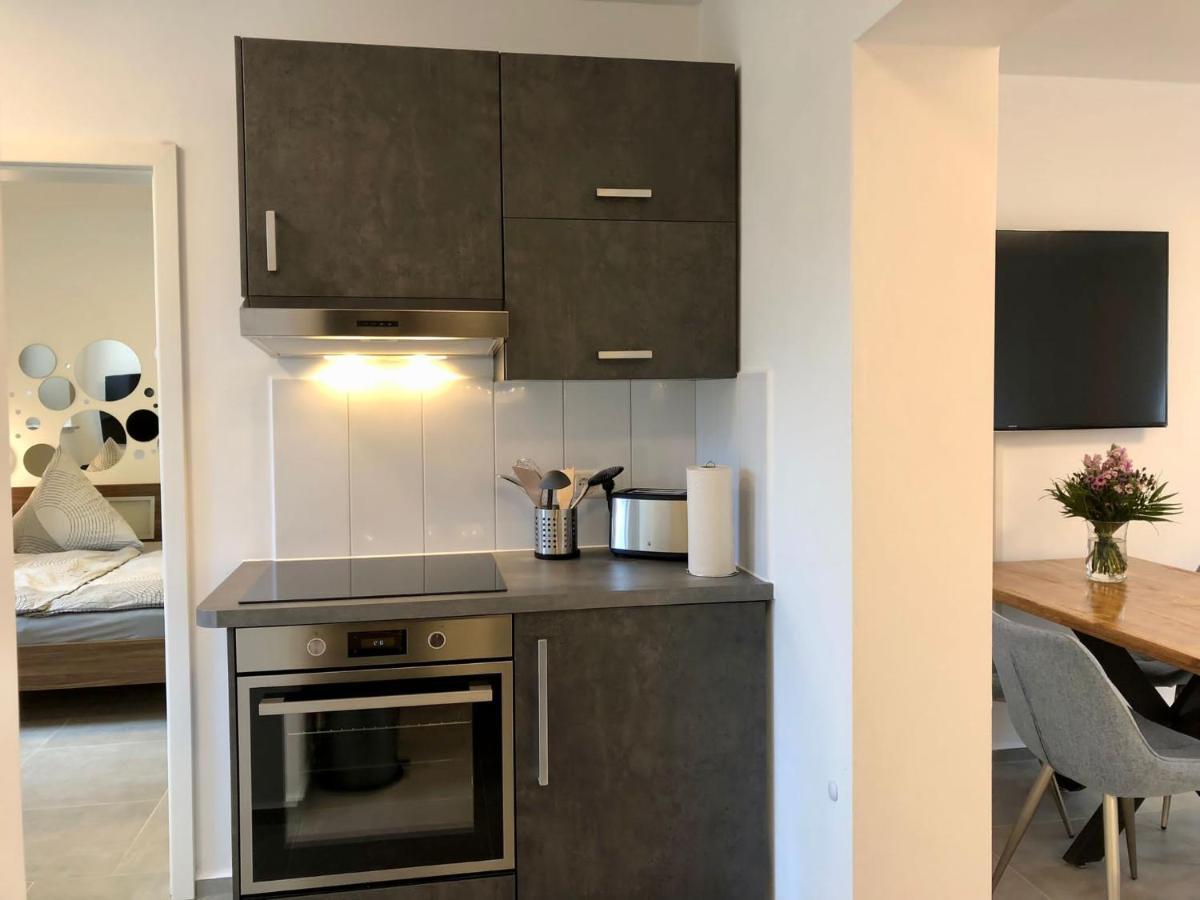 Erdgeschoss-Appartement Mit Seeterasse Ahrensbok Kültér fotó
